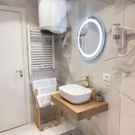 Bllok Scandi 1 Self-check-in Apartament *