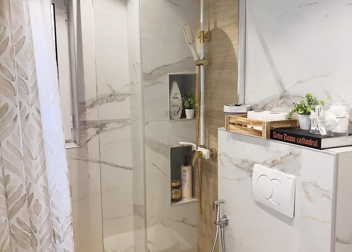 Bllok Scandi 1 Self-check-in